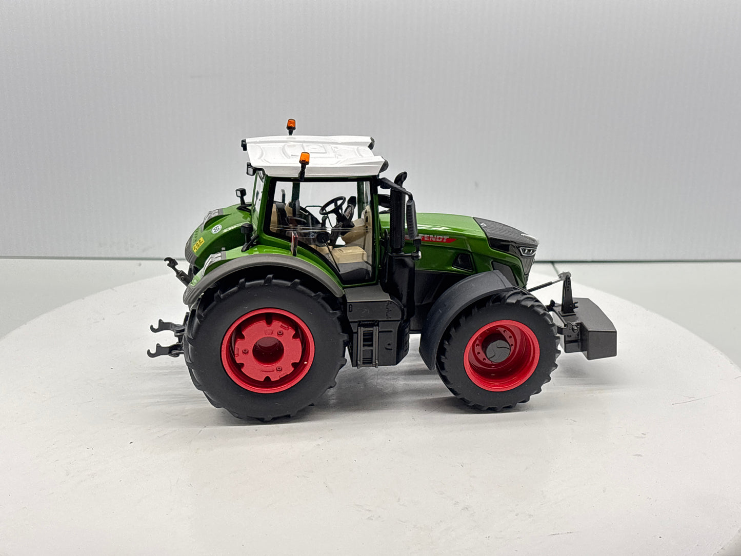 1/32 Fendt 942 Vario Singles