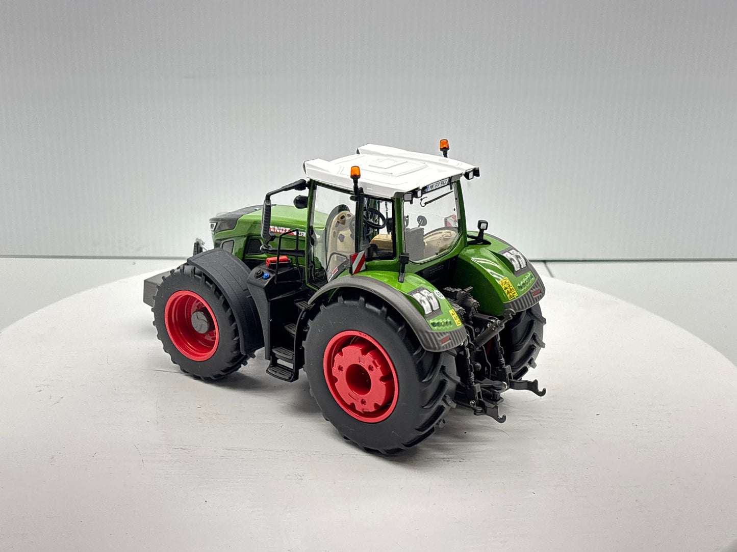 1/32 Fendt 942 Vario Singles