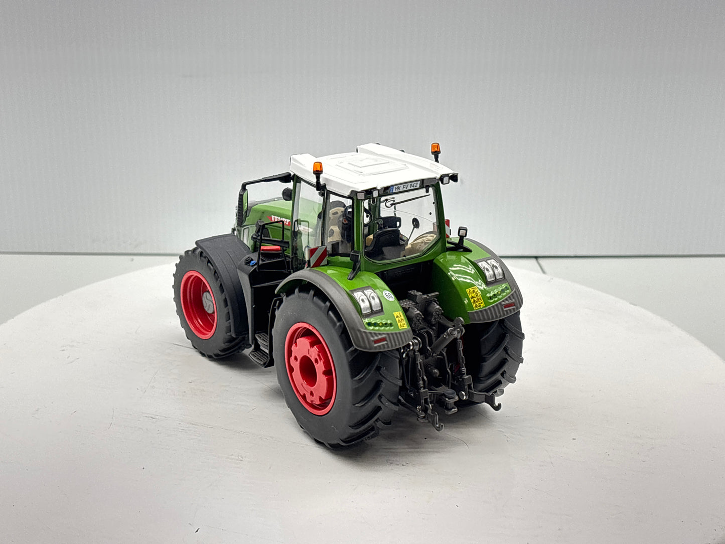 1/32 Fendt 942 Vario Singles
