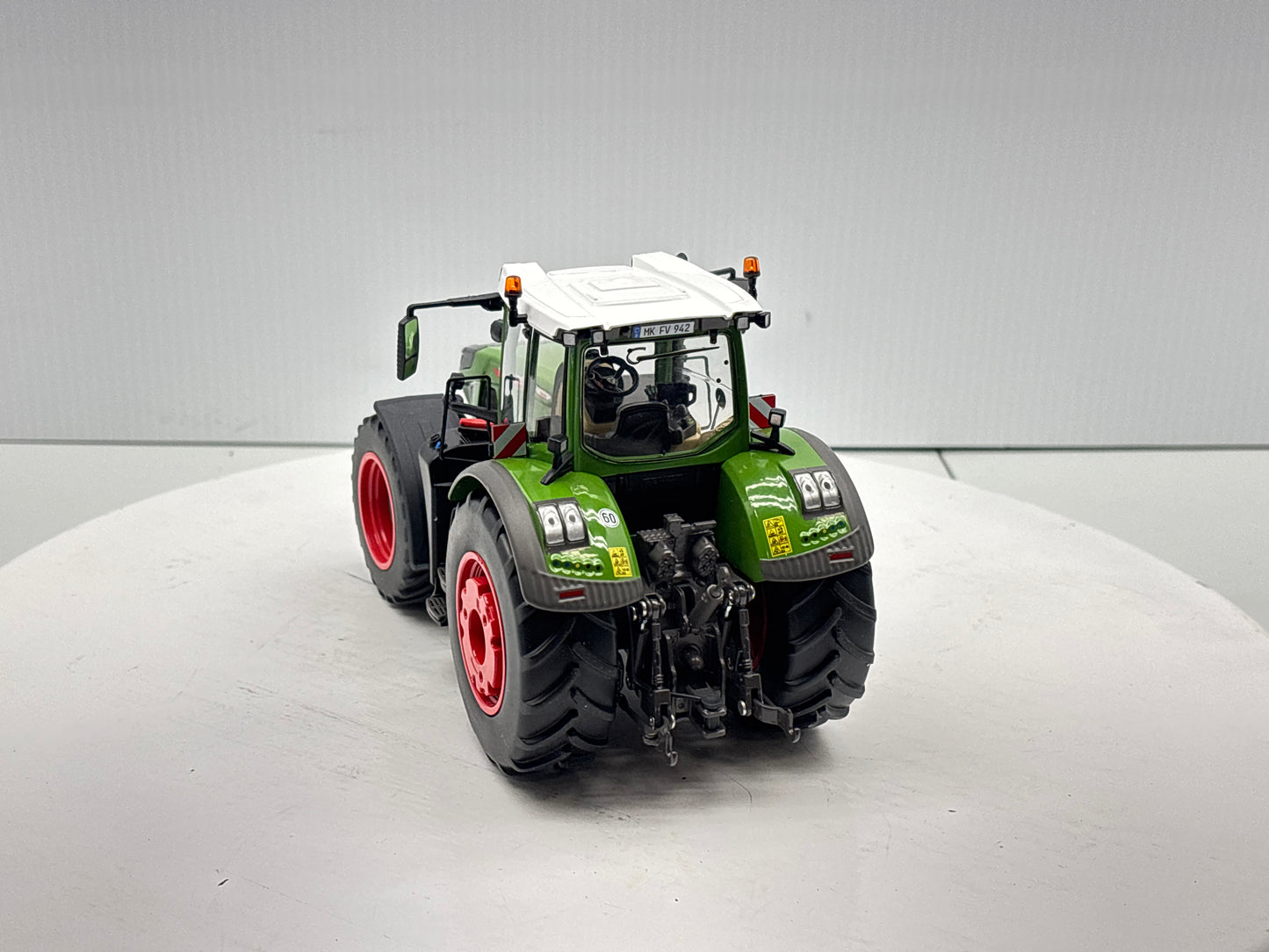 1/32 Fendt 942 Vario Singles