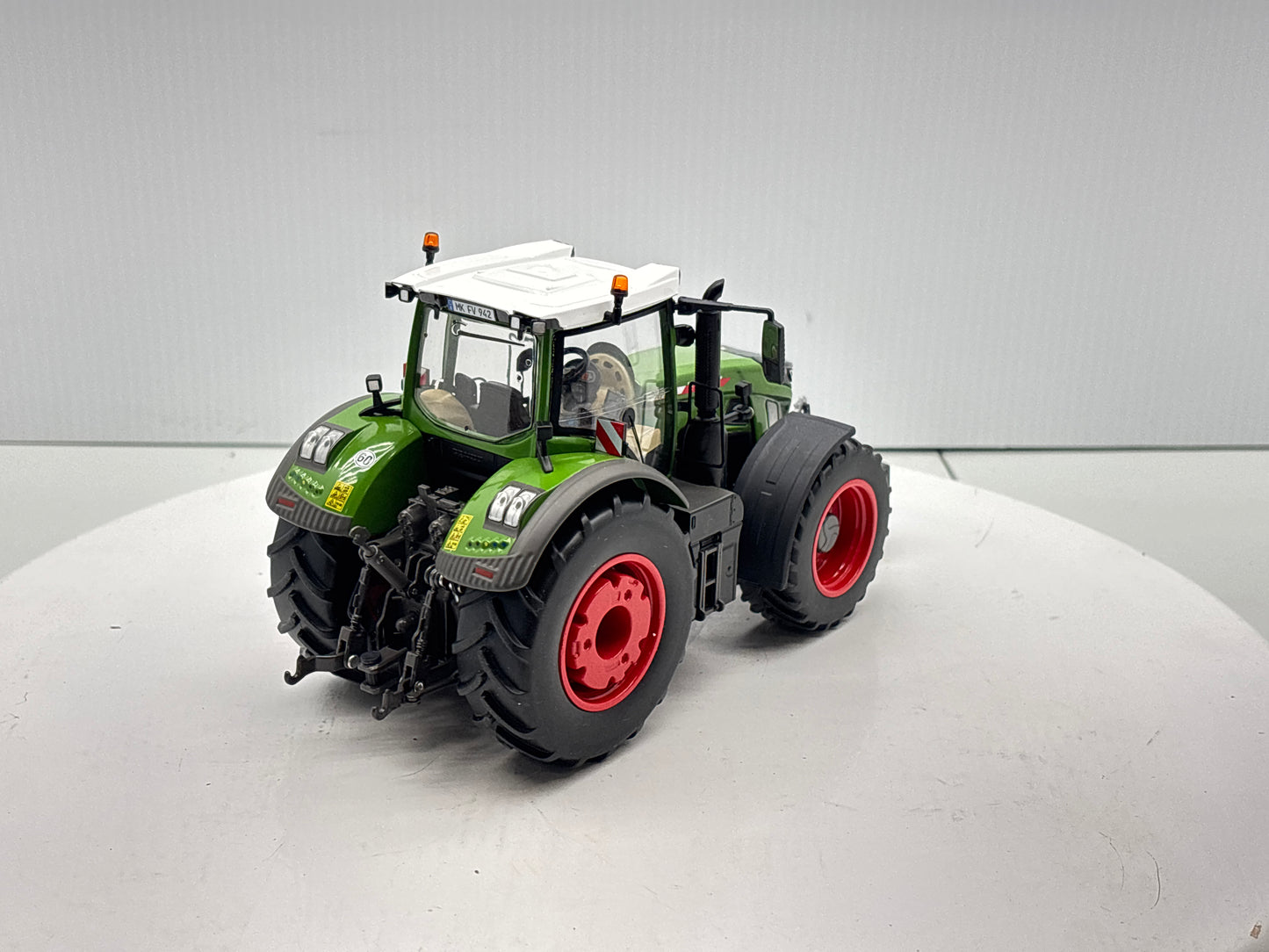 1/32 Fendt 942 Vario Singles