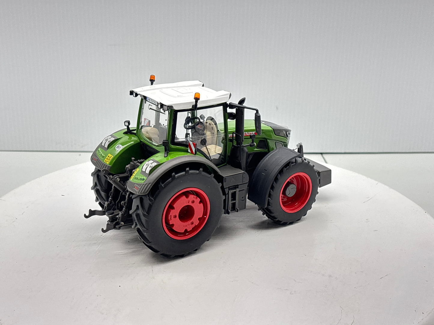 1/32 Fendt 942 Vario Singles