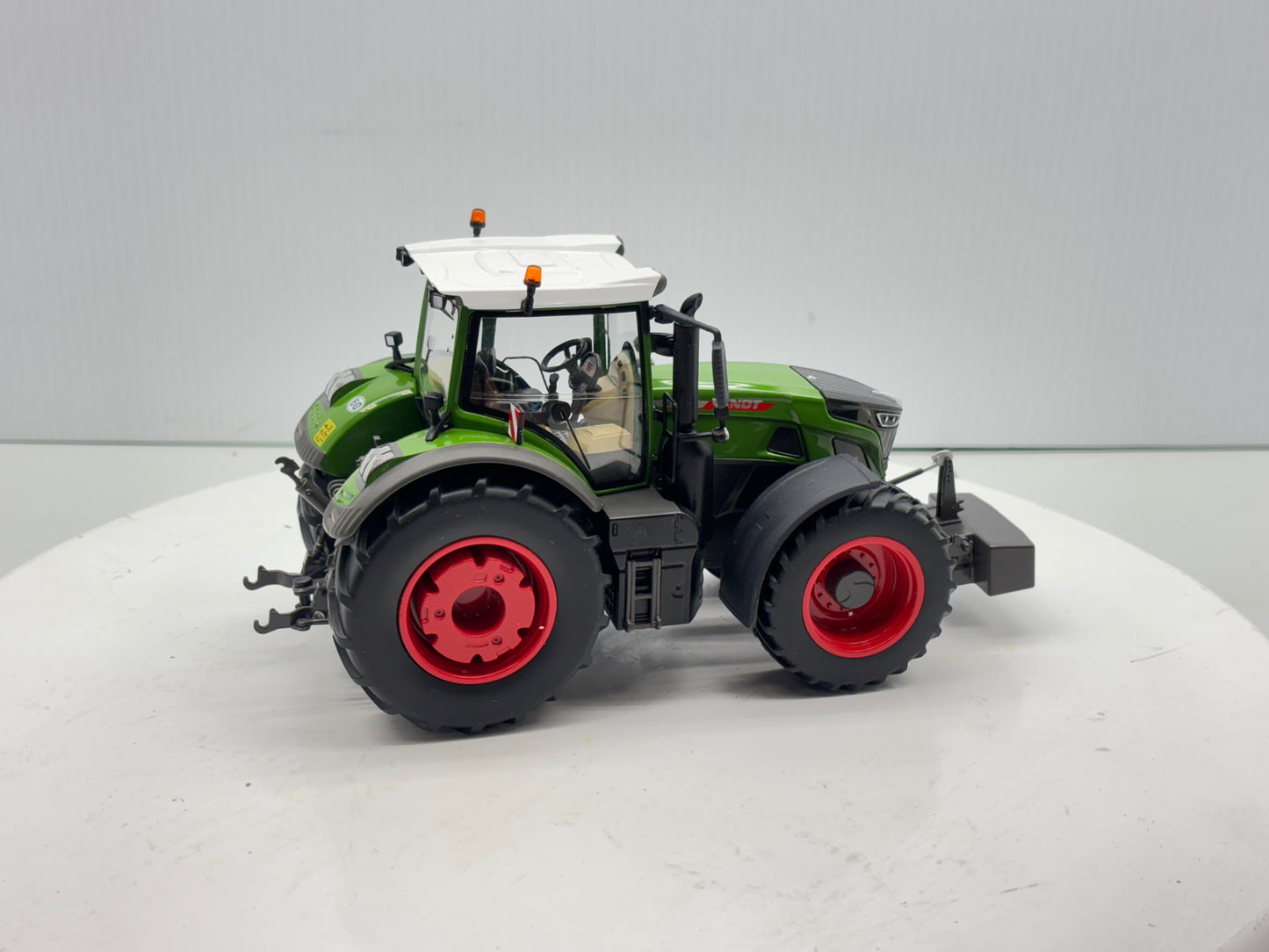 1/32 Fendt 942 Vario Singles