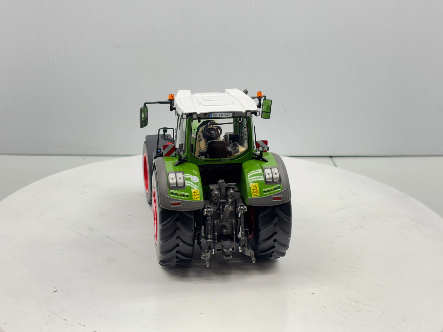 1/32 Fendt 942 Vario Singles