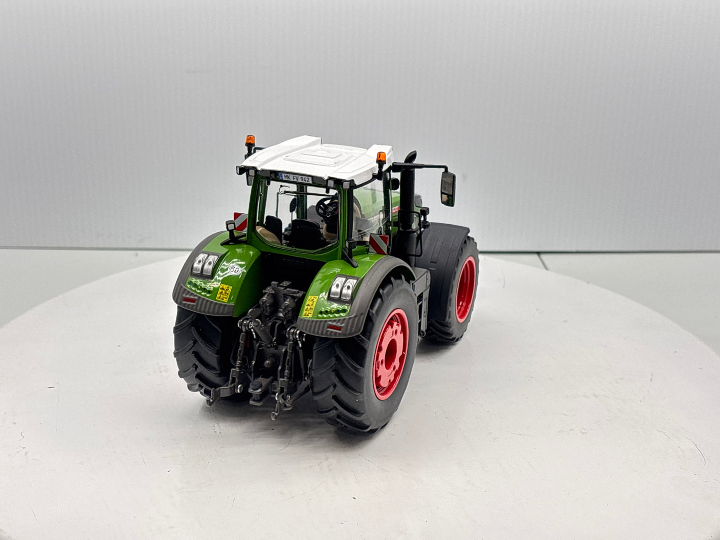 1/32 Fendt 942 Vario Singles