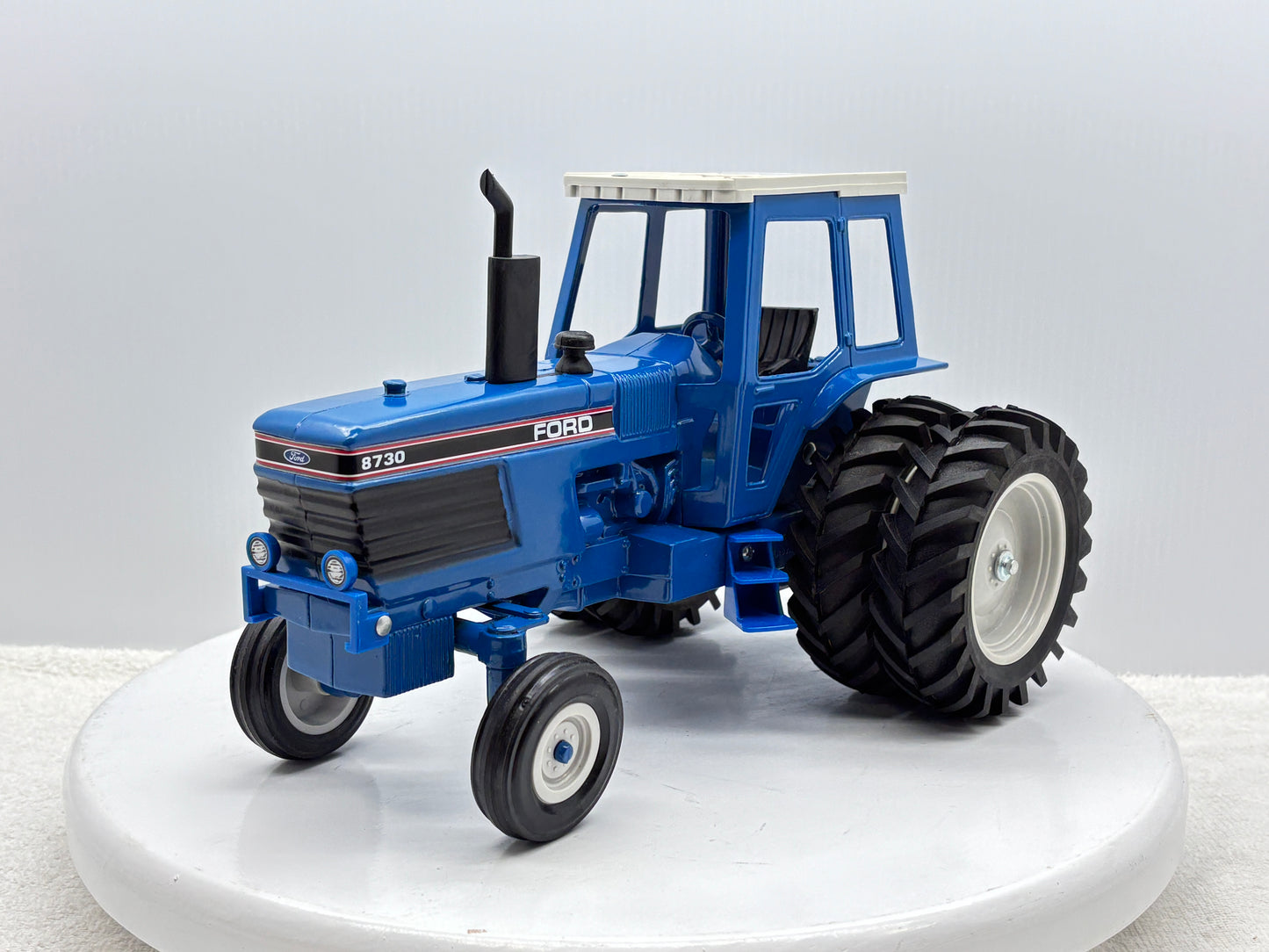 1/16 Ford 8730