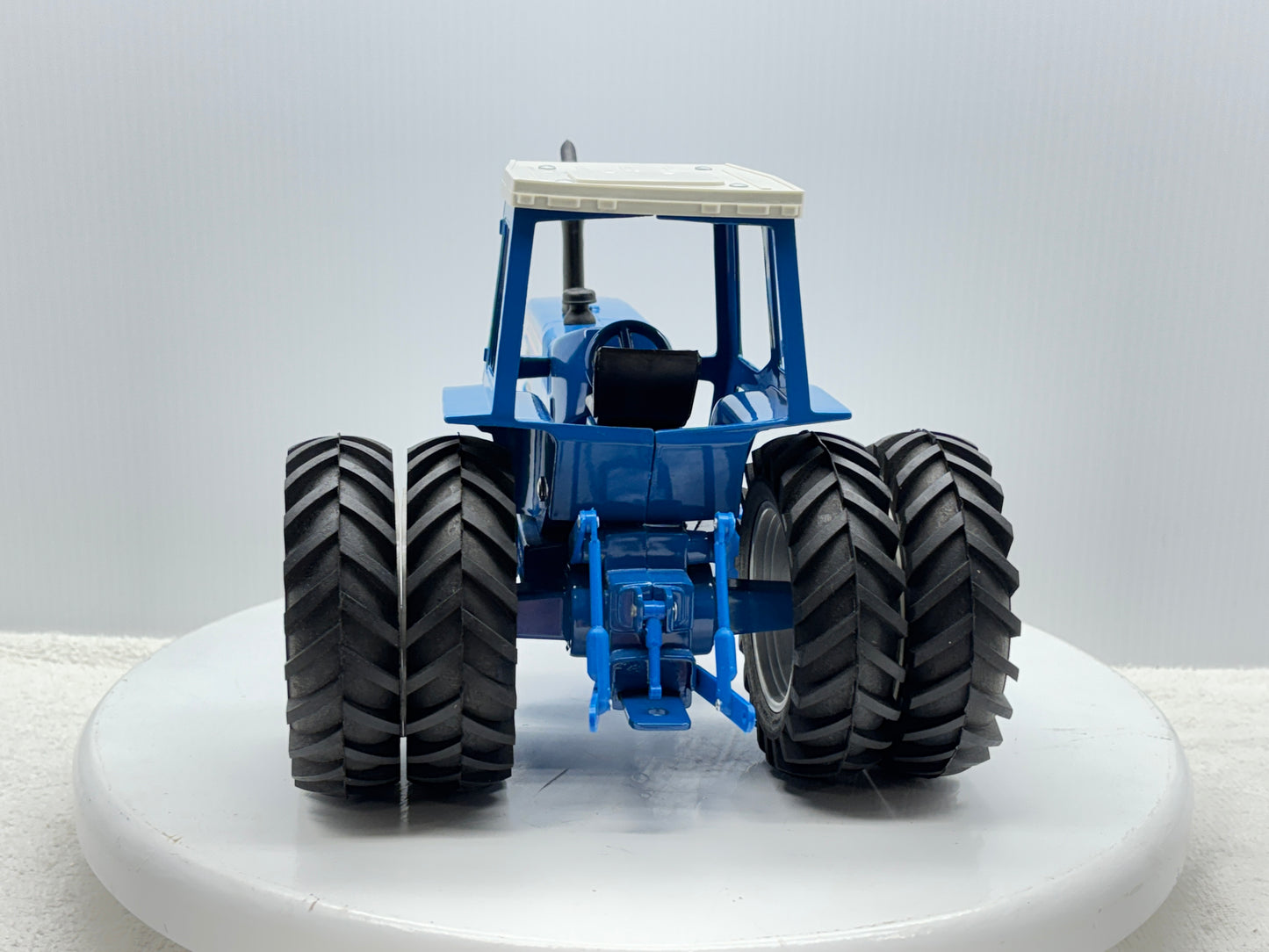1/16 Ford 8730
