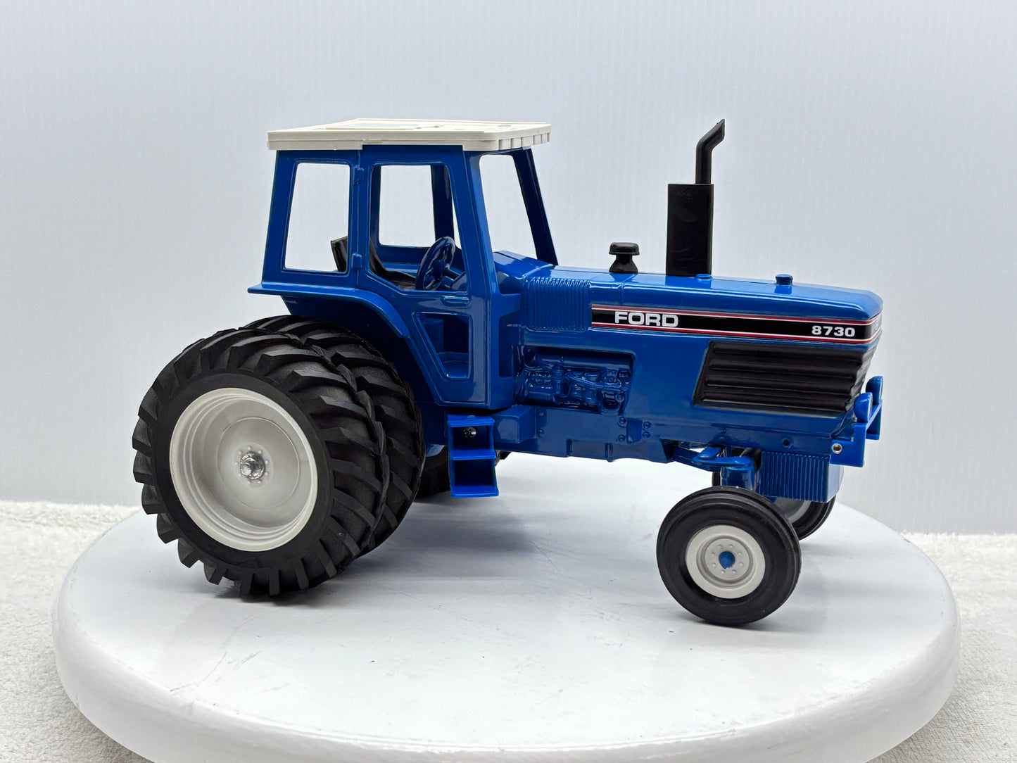 1/16 Ford 8730