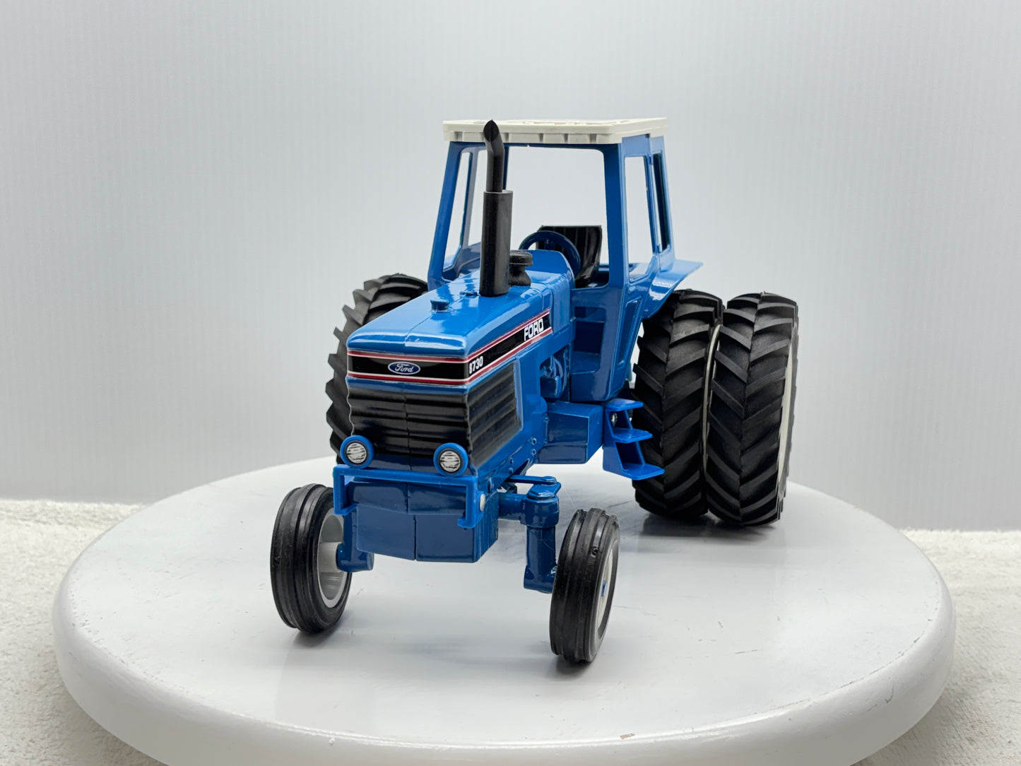 1/16 Ford 8730