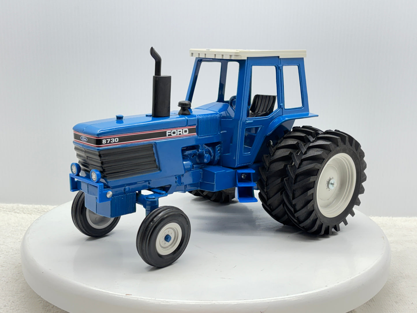 1/16 Ford 8730