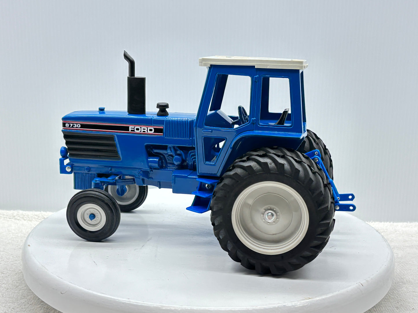 1/16 Ford 8730