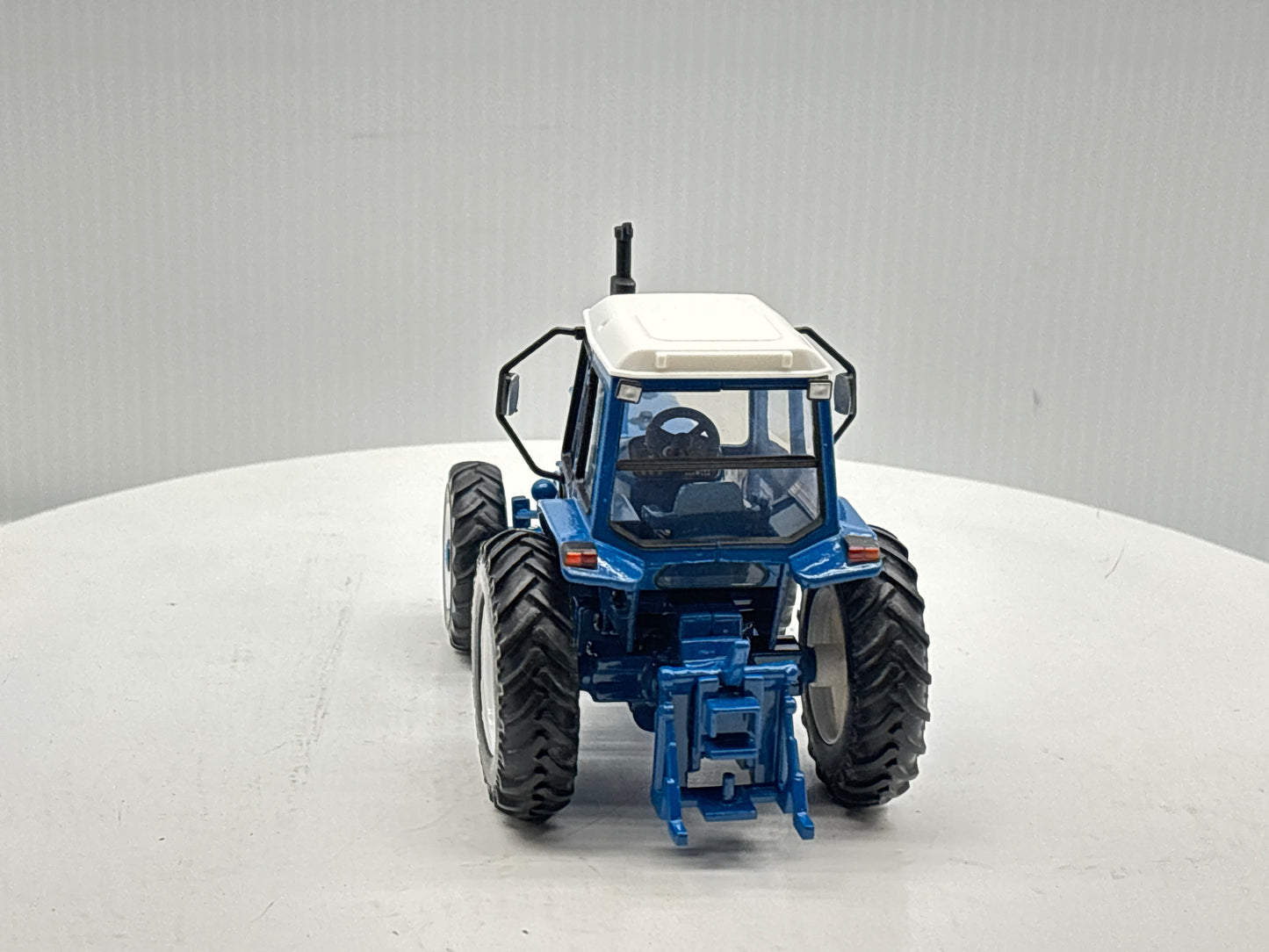 1/32 Ford TW-20