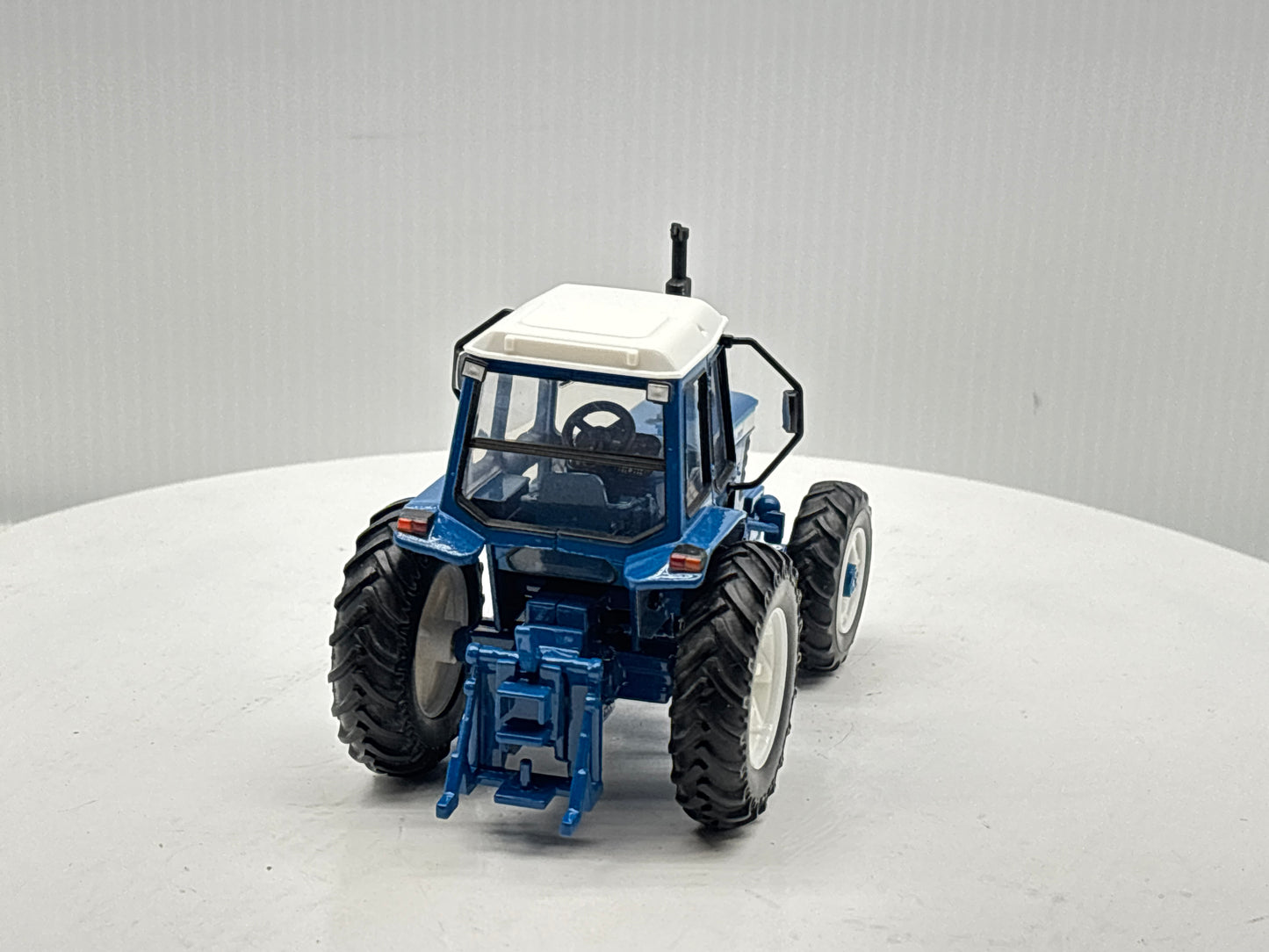 1/32 Ford TW-20