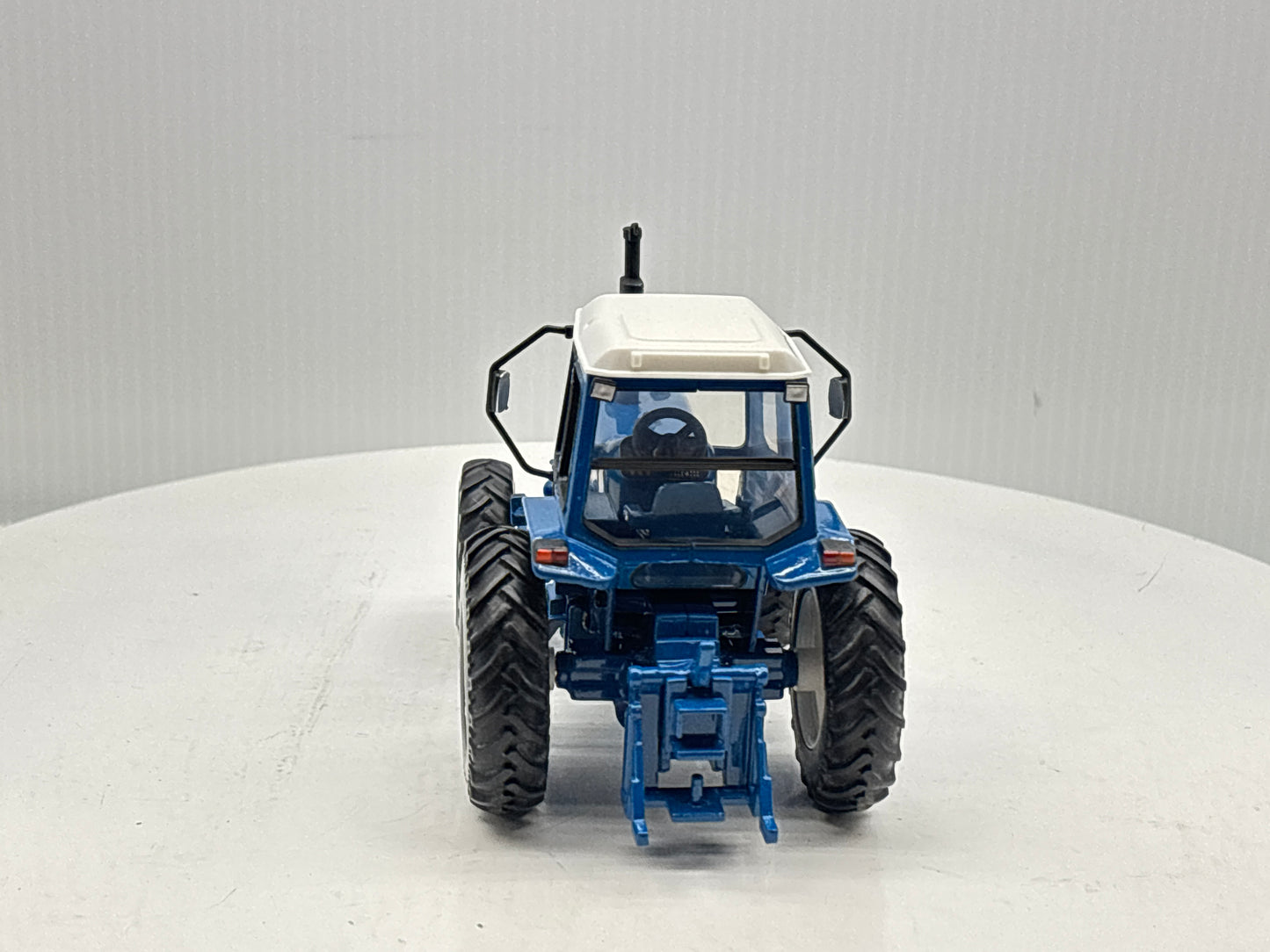 1/32 Ford TW-20