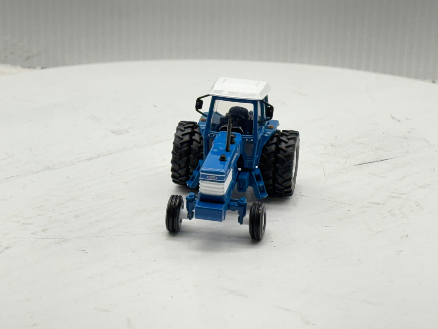 1/64 Ford TW-35 2wd