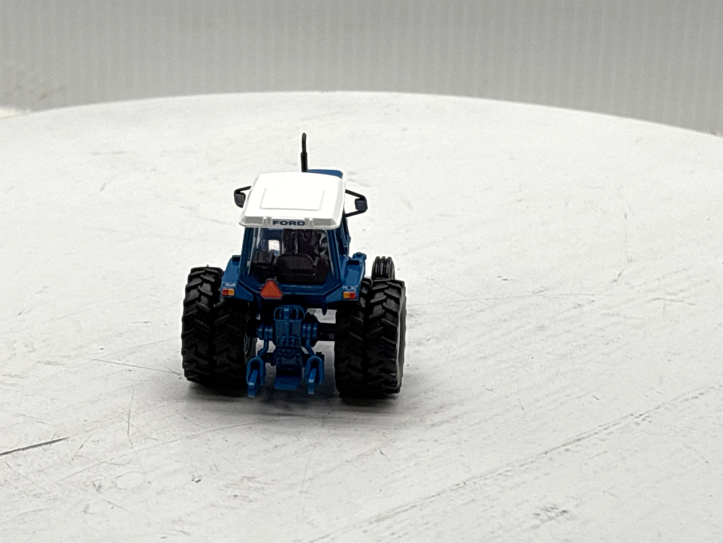 1/64 Ford TW-35 2wd