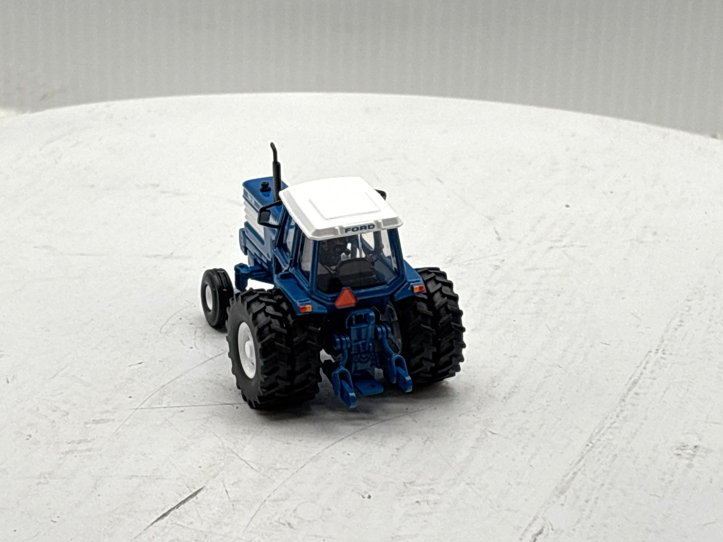 1/64 Ford TW-35 2wd