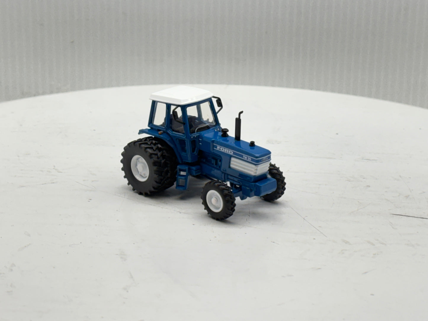 1/64 Ford TW-35 FWA