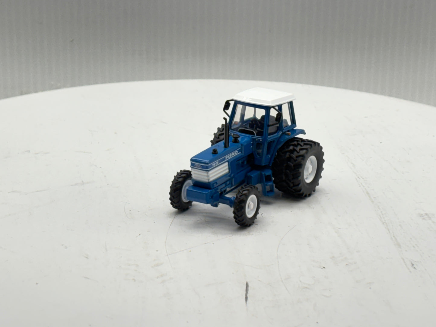 1/64 Ford TW-35 FWA