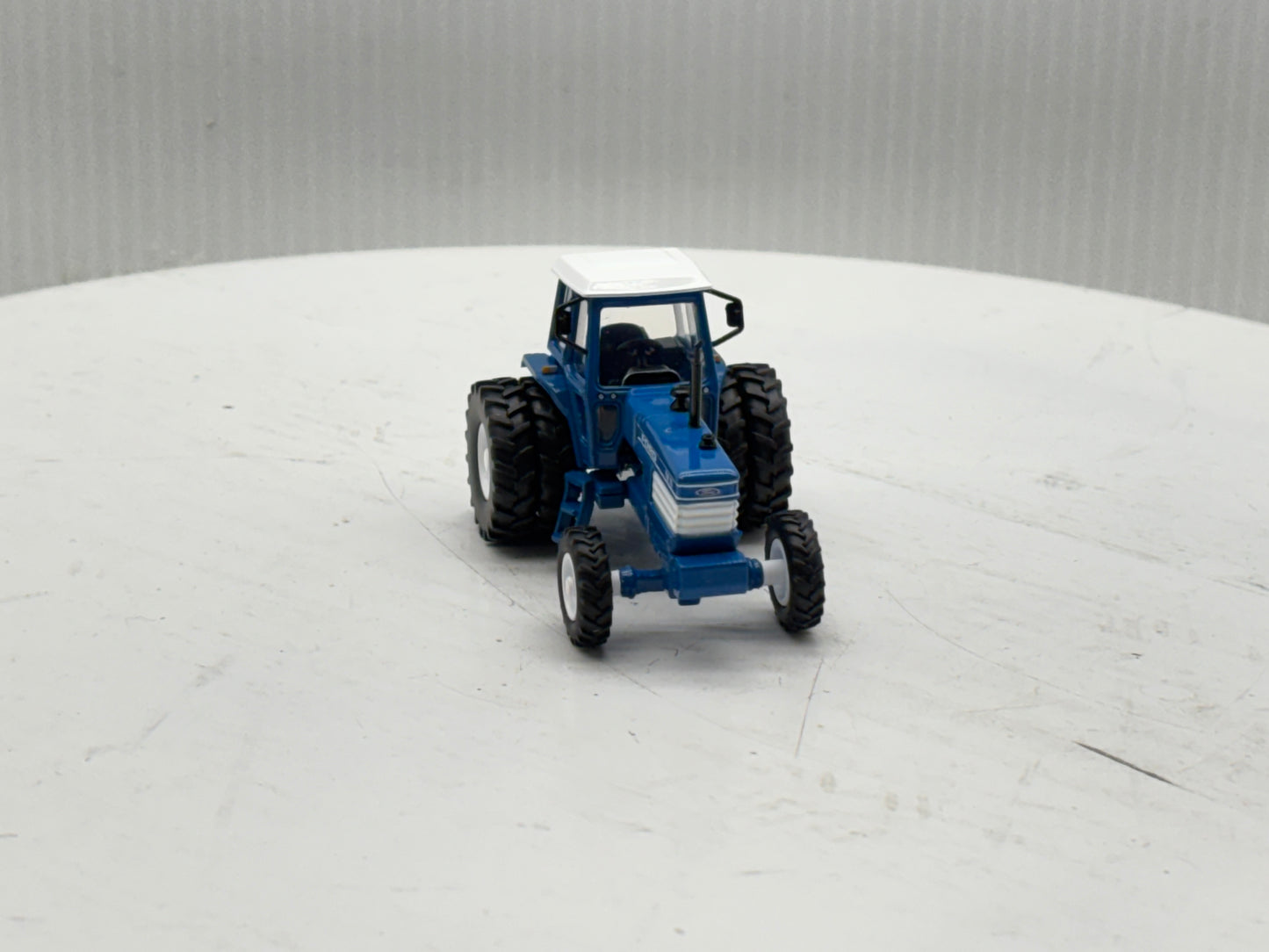 1/64 Ford TW-35 FWA