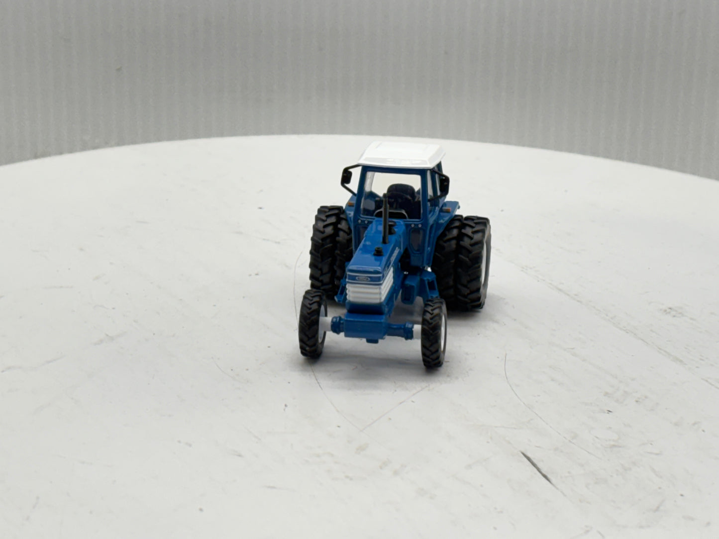 1/64 Ford TW-35 FWA