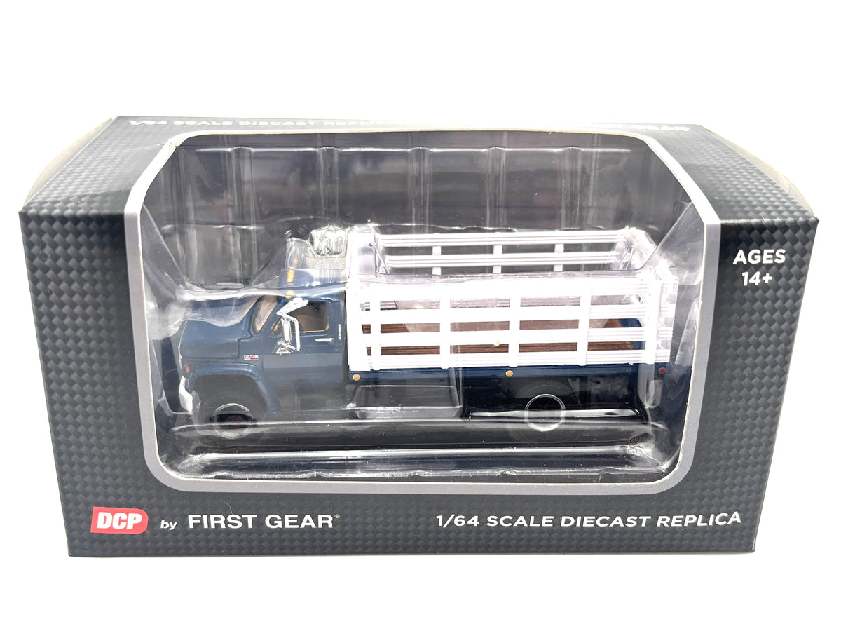 1/64 GMC 6500 Stake Bed