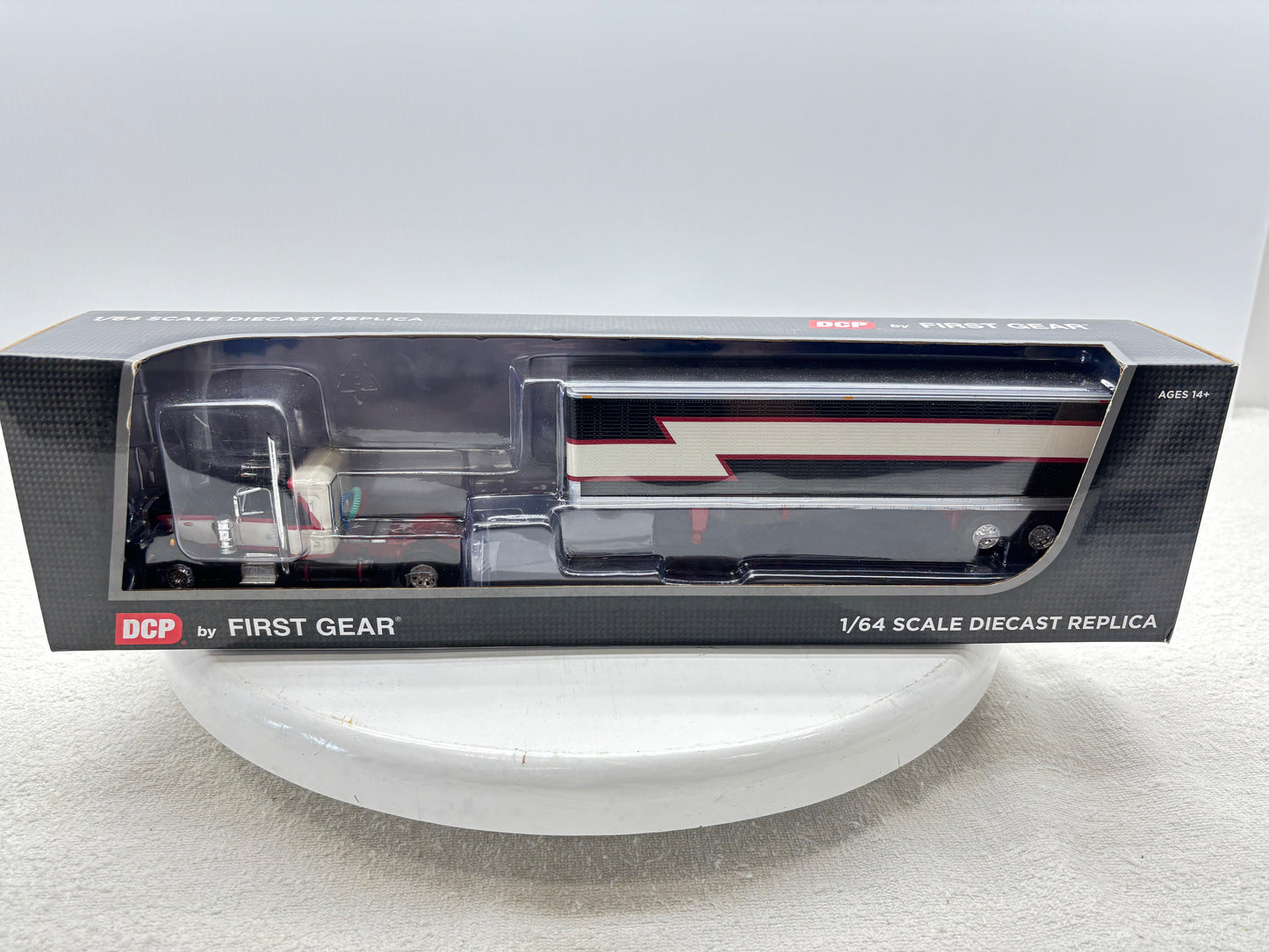 1/64 Peterbilt 359
