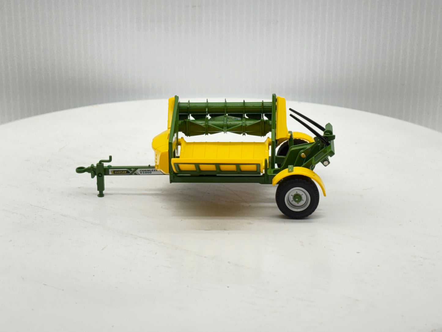 1/32 Hustler X5000
