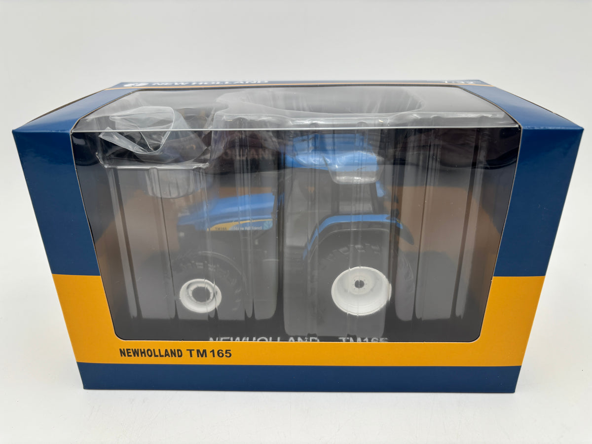 1/32 NEW HOLLAND TM 165 MFWD