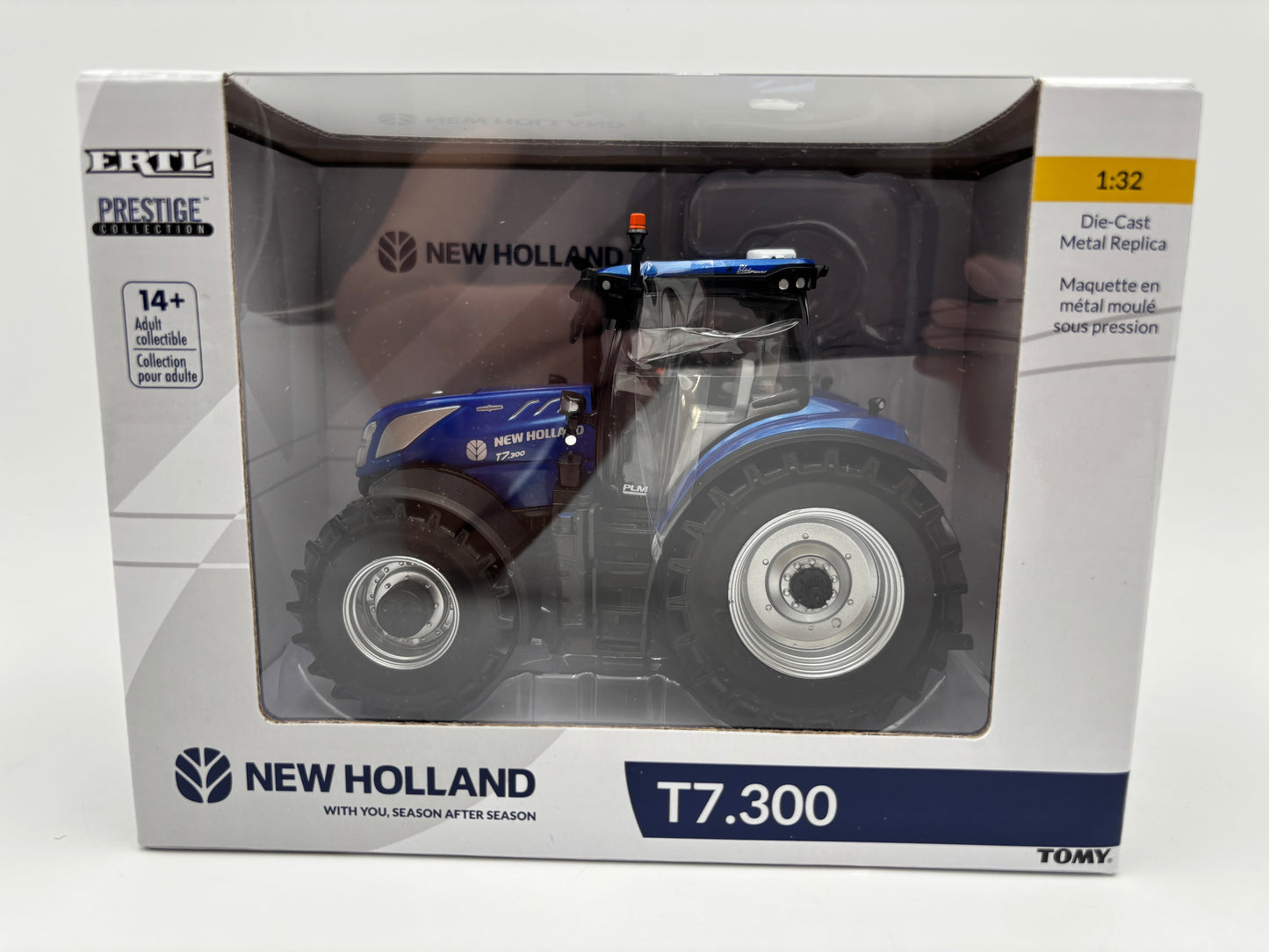1/32 New Holland T7.300 Prestige