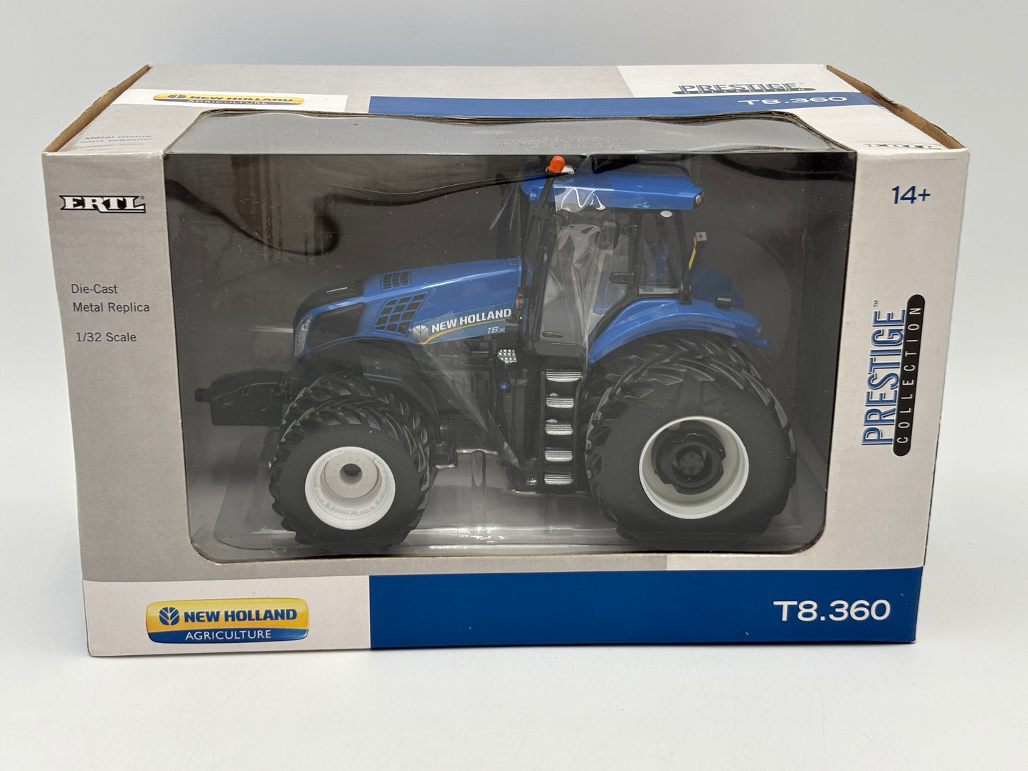 1/32 New Holland T8.360 Prestige