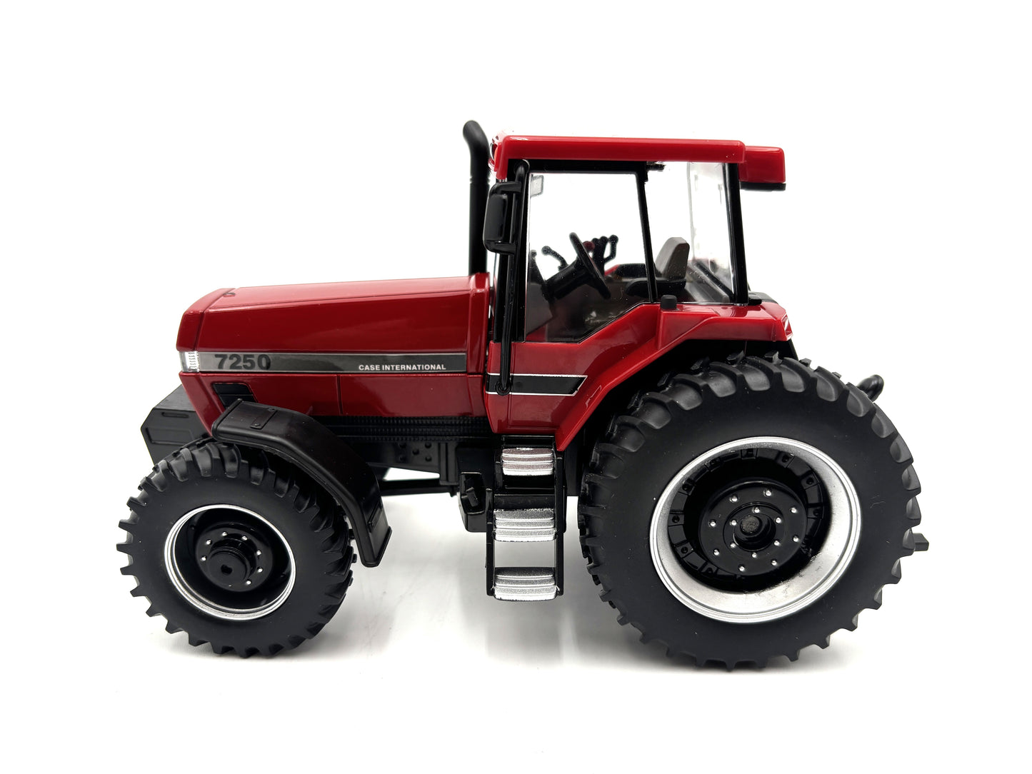 1/32 Interantional Magnum 7250