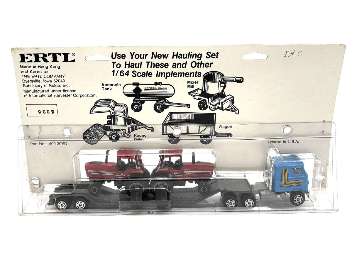 1/64 International 5088 Farmland Express Set