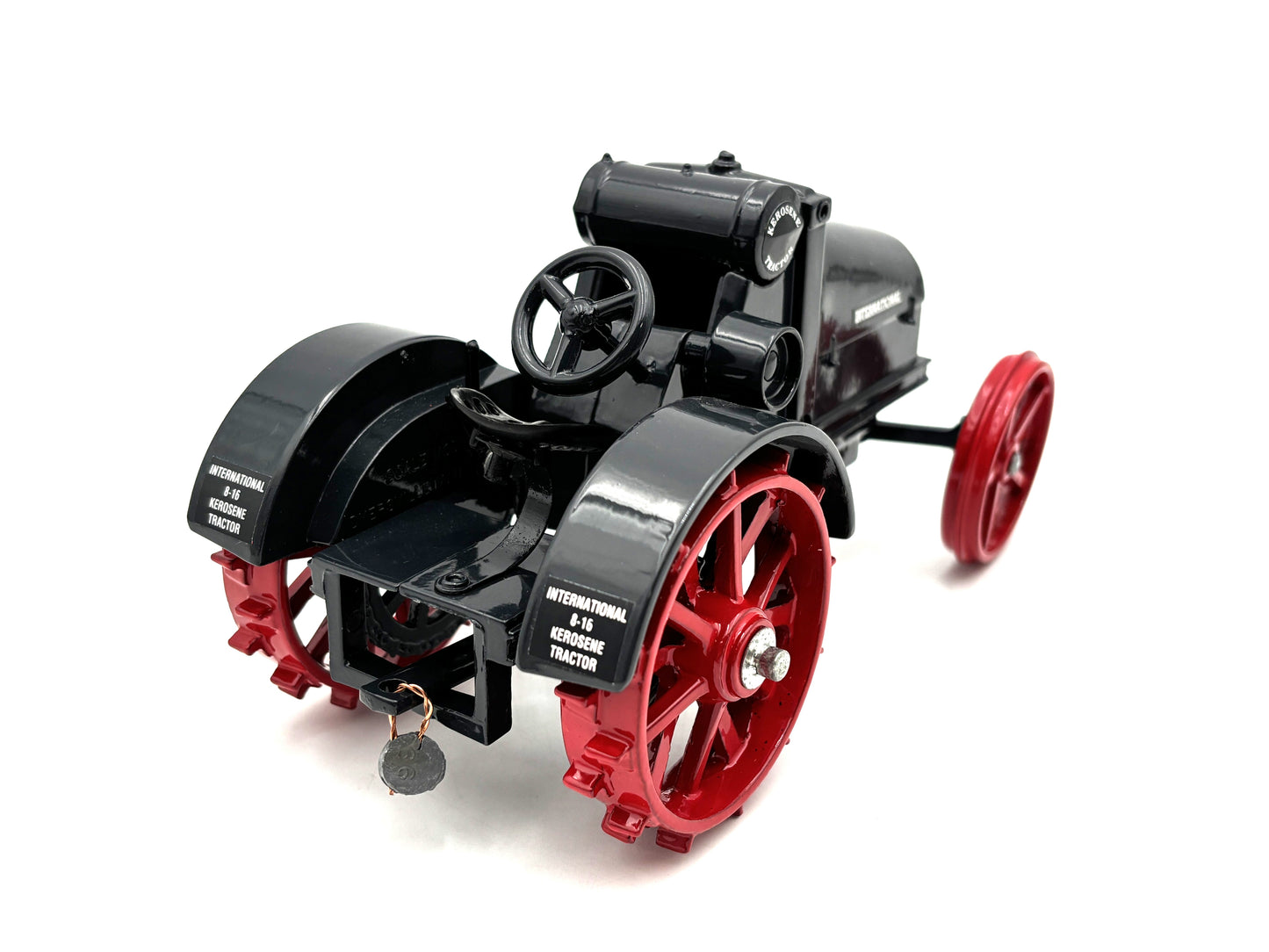 1/16 International 8-16 Kerosene Tractor