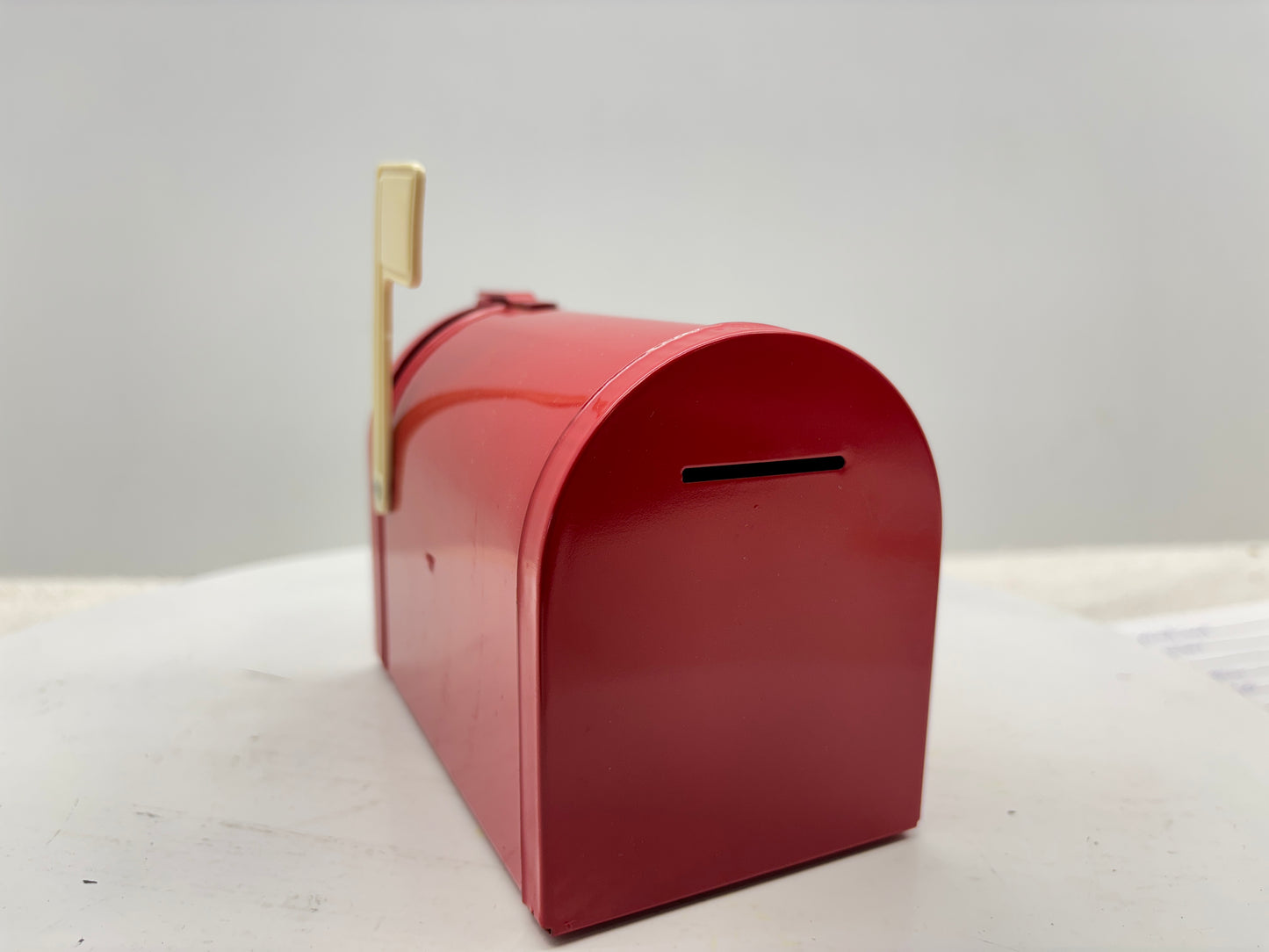 Vintage International Mailbox