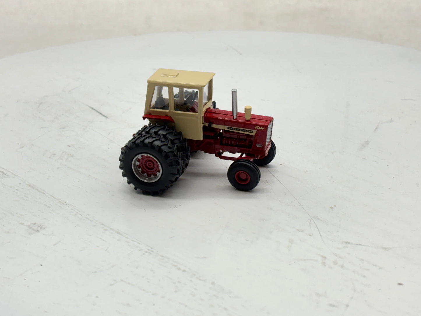 1/64 International 1256 2WD