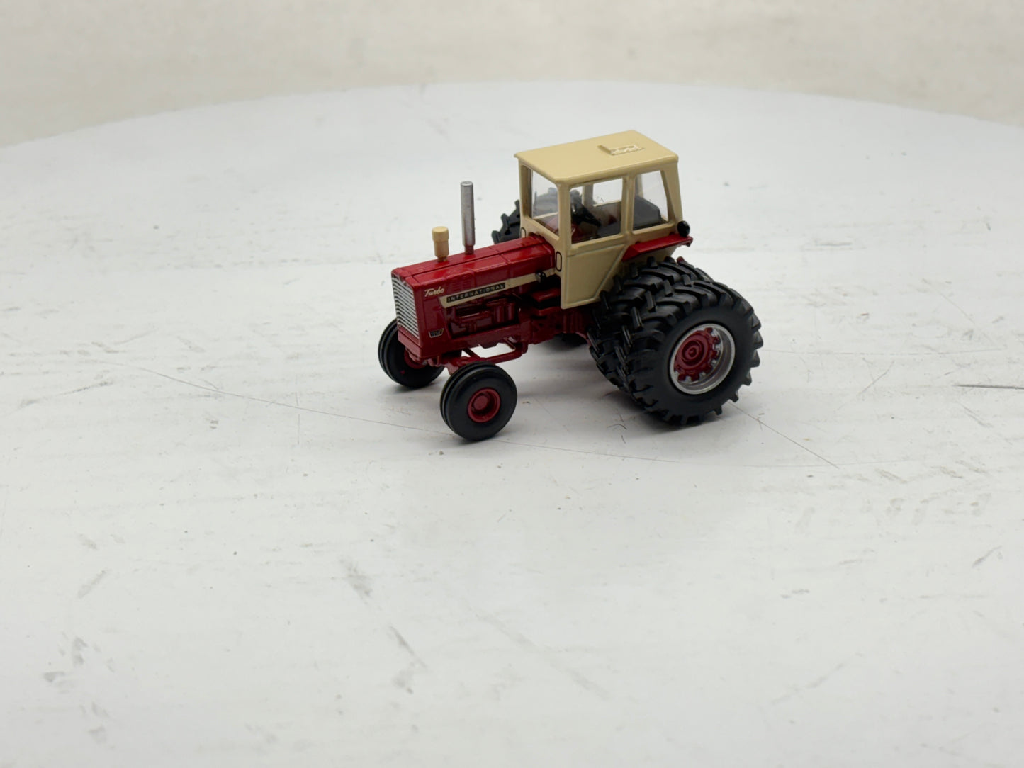 1/64 International 1256 2WD