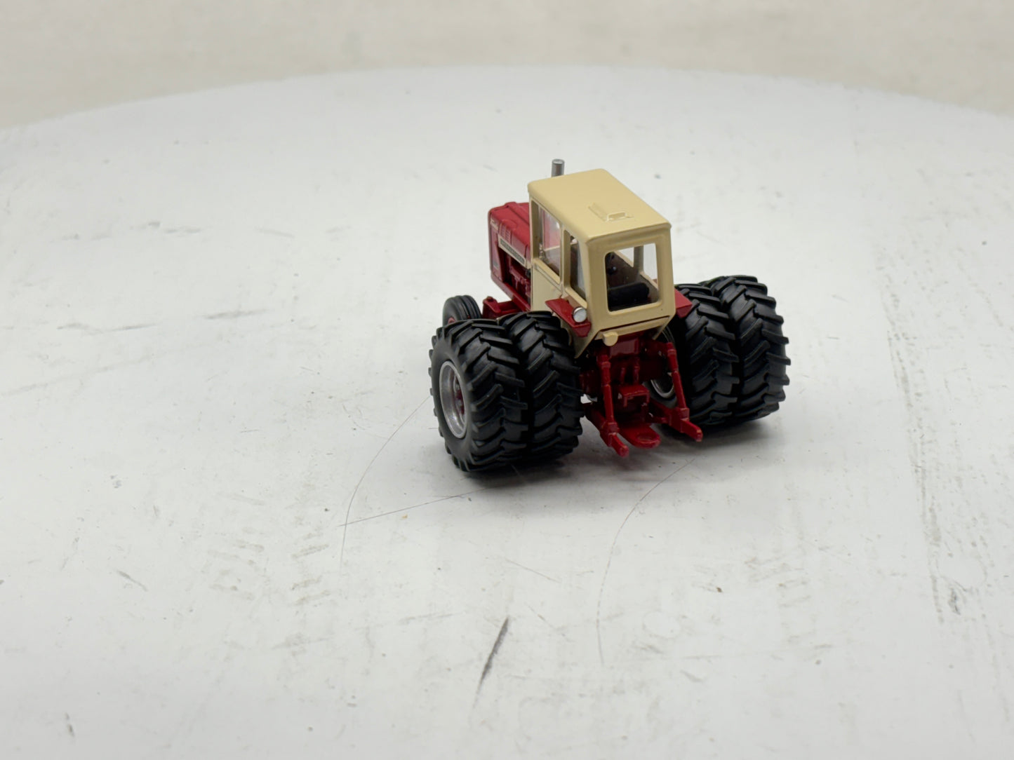 1/64 International 1256 2WD