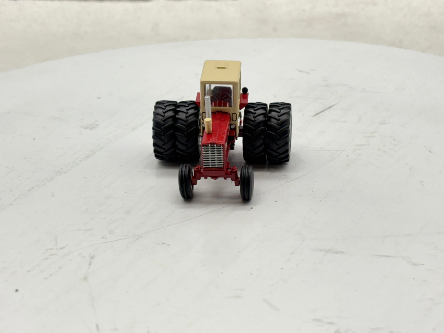 1/64 International 1256 2WD
