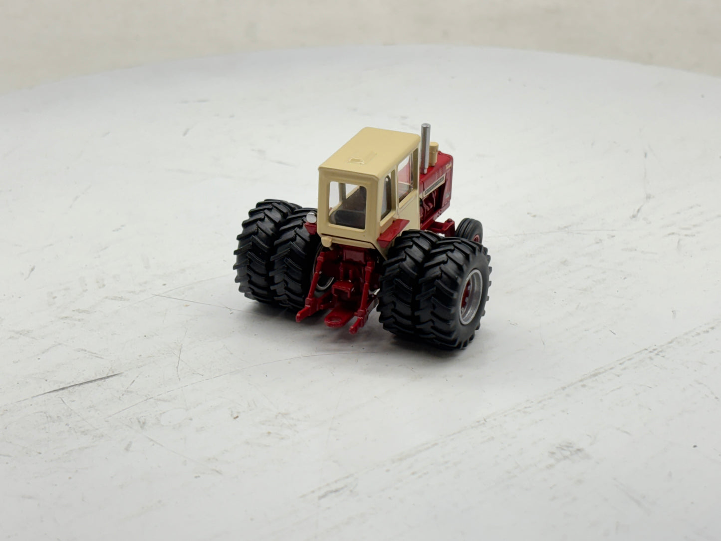 1/64 International 1256 2WD