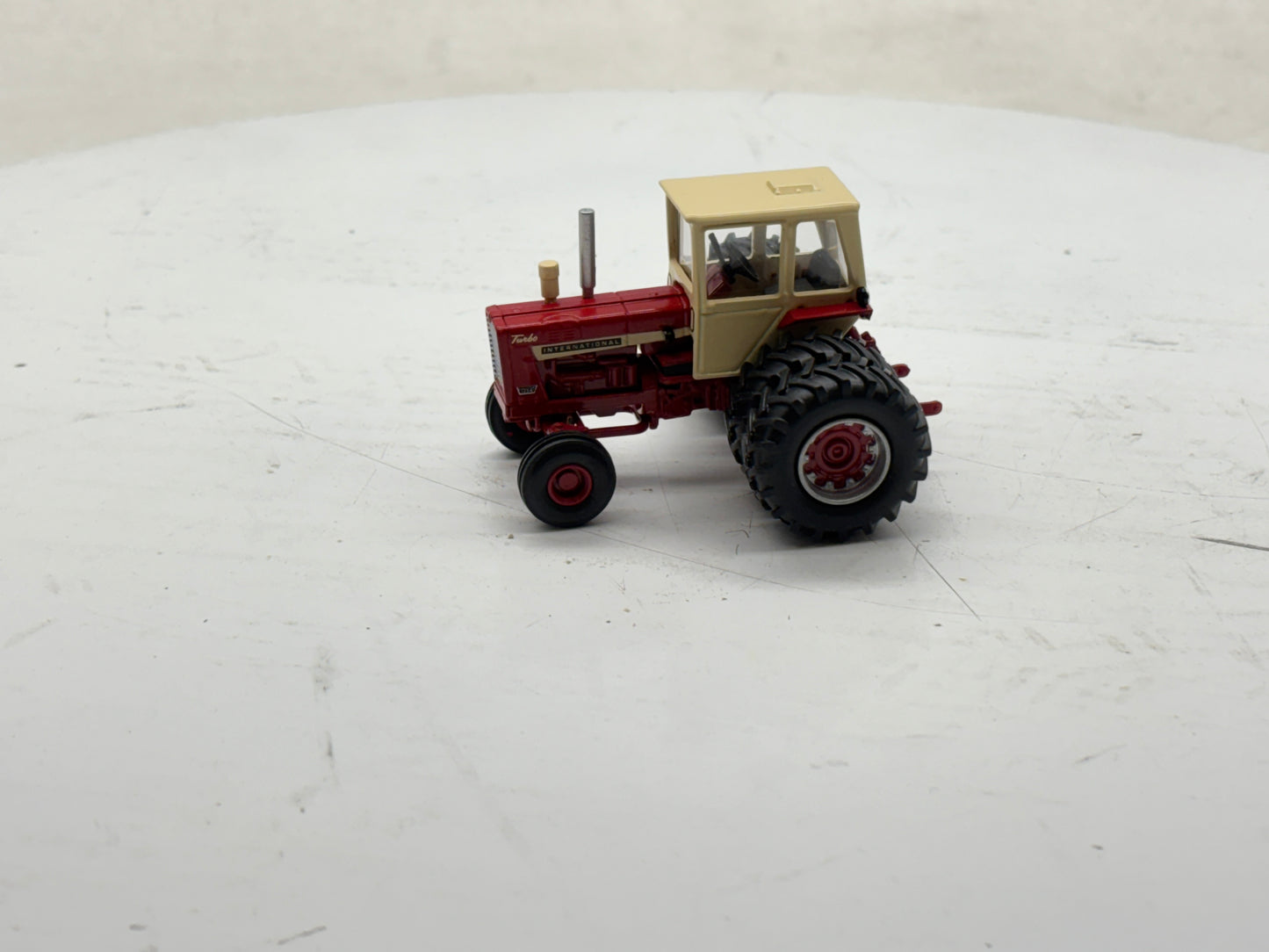 1/64 International 1256 2WD