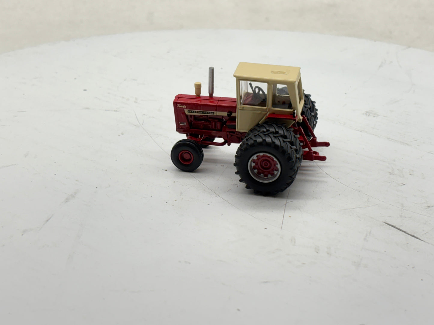 1/64 International 1256 2WD
