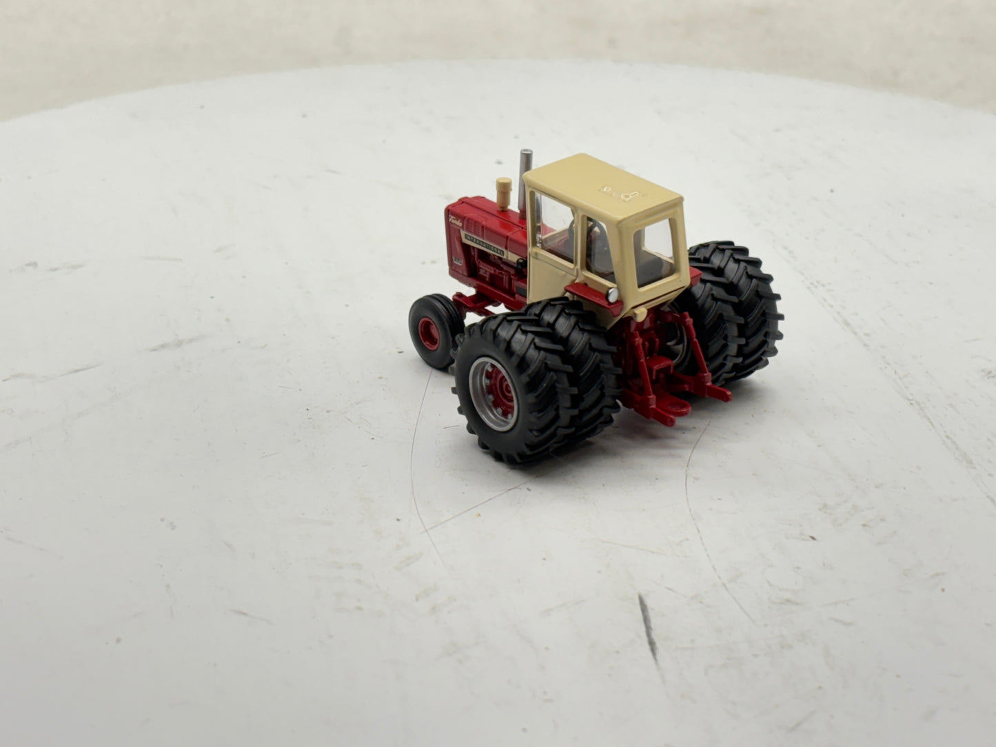 1/64 International 1256 2WD
