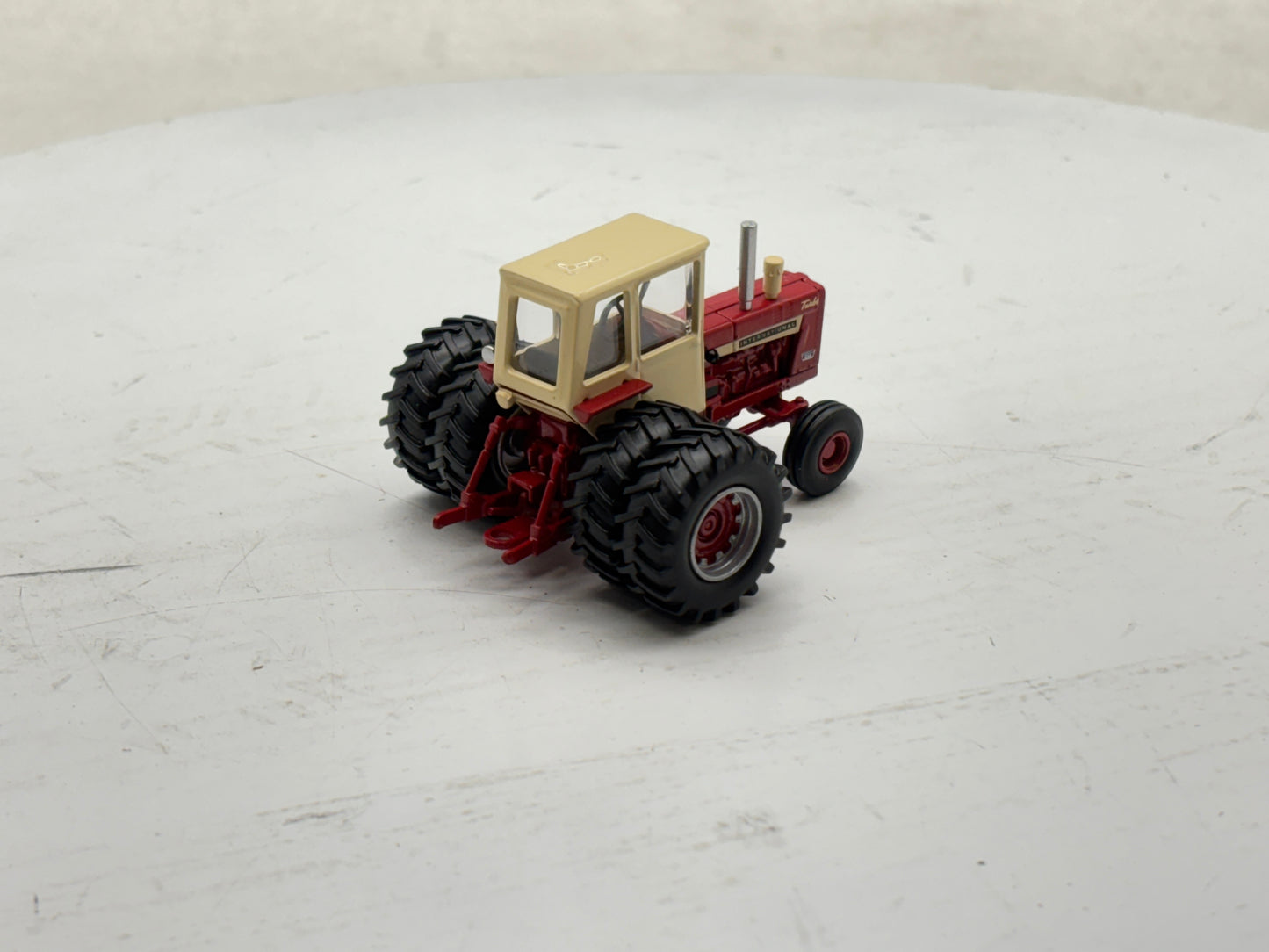 1/64 International 1256 2WD