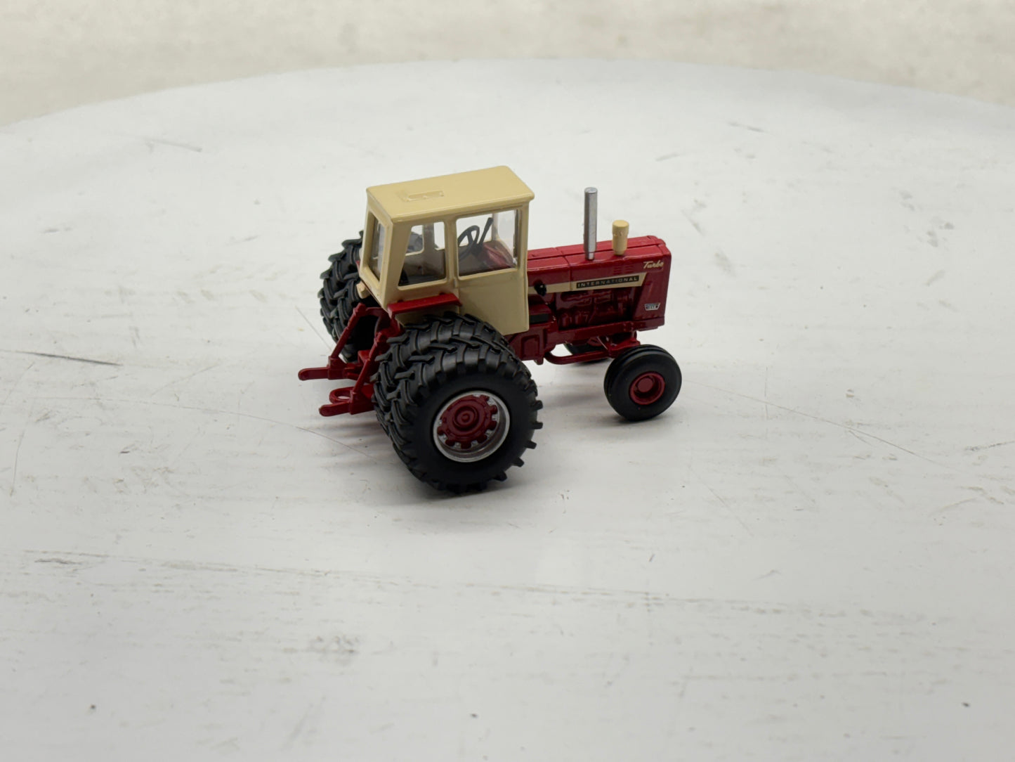 1/64 International 1256 2WD