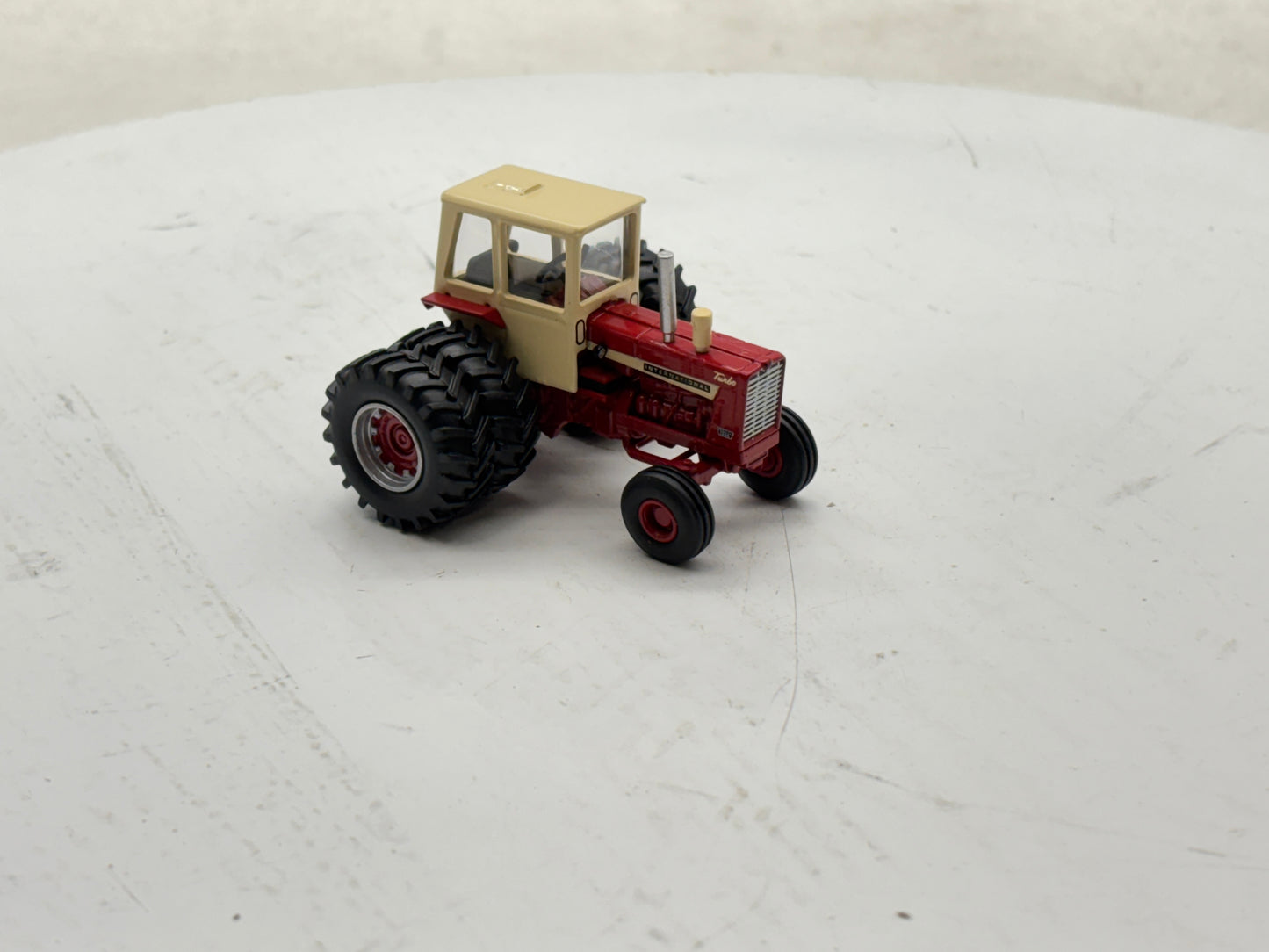1/64 International 1256 2WD