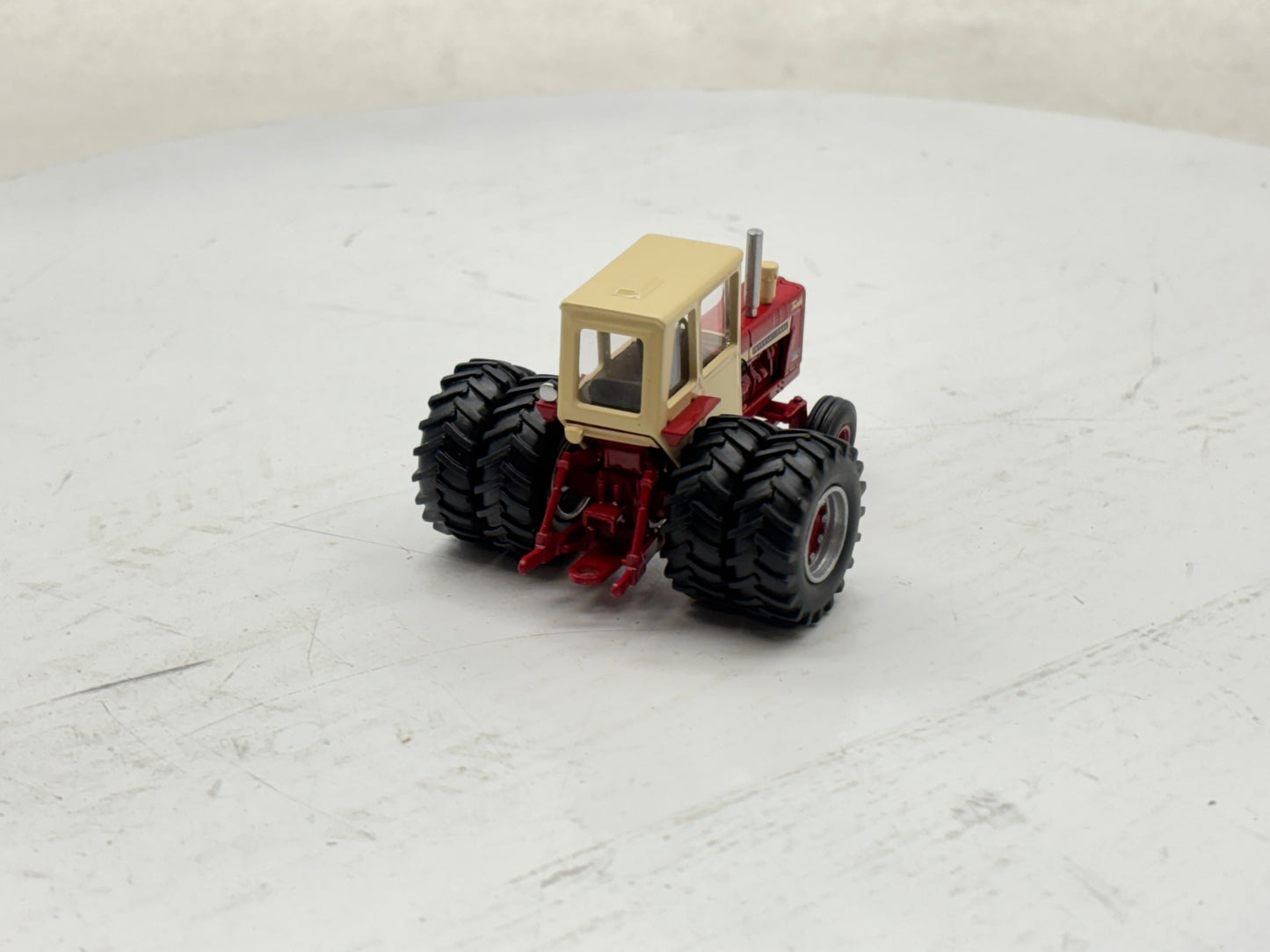 1/64 International 1256 2WD