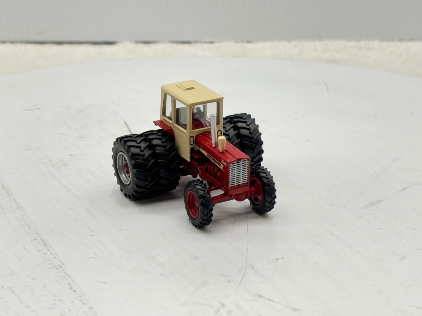 1/64 International 1256 4WD