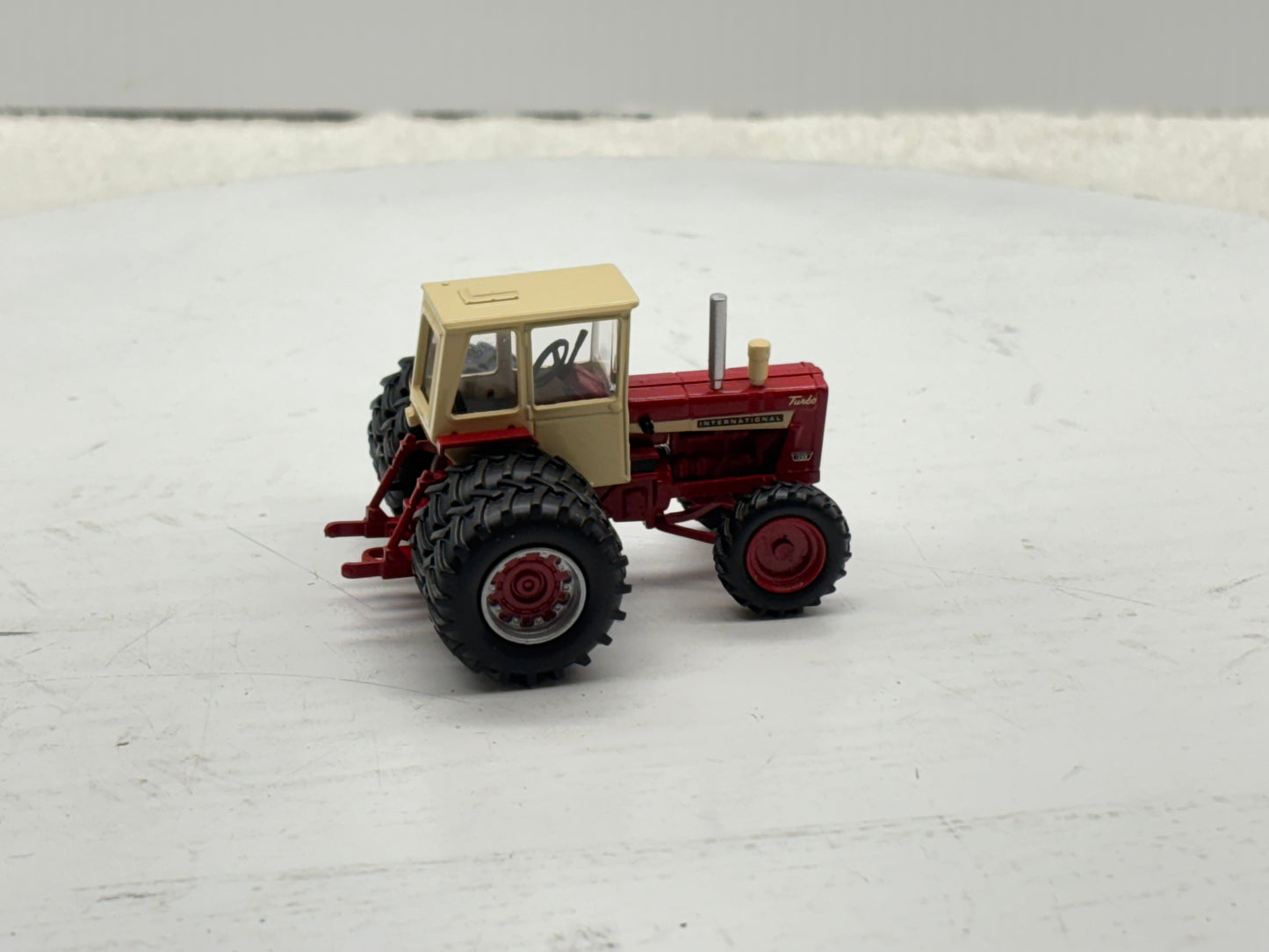 1/64 International 1256 4WD