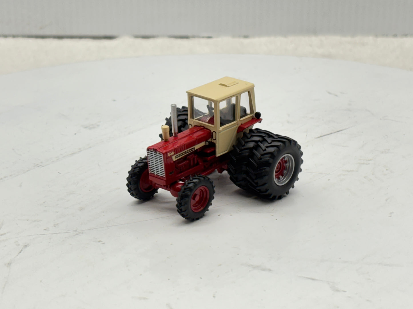 1/64 International 1256 4WD